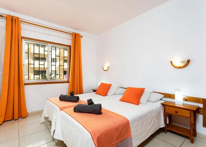 Angeles Лос Кристианос