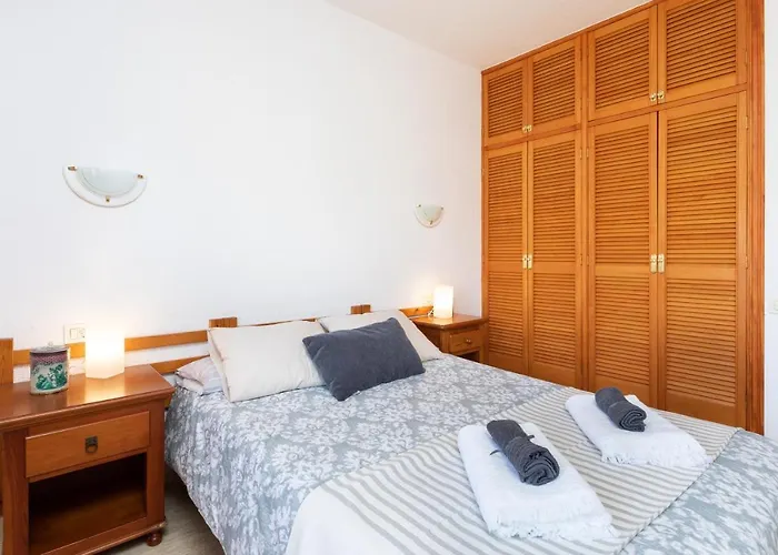 Angeles Лос Кристианос